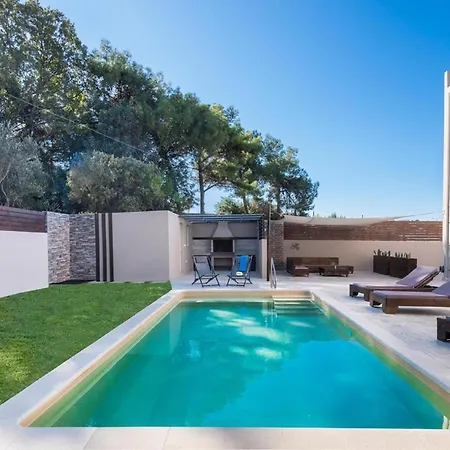 Ferienhaus Mit Privatpool Fuer 8 Personen Ca 200 Qm In Koskinou, Dodekanes Rhodos * Koskinou (Rhodes)